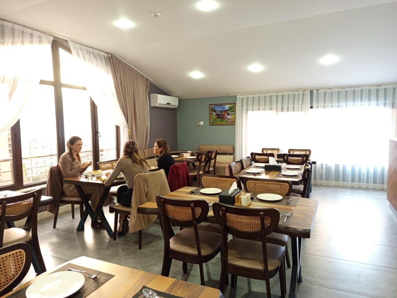 Royal Meridien Hotel Baku Luaran gambar