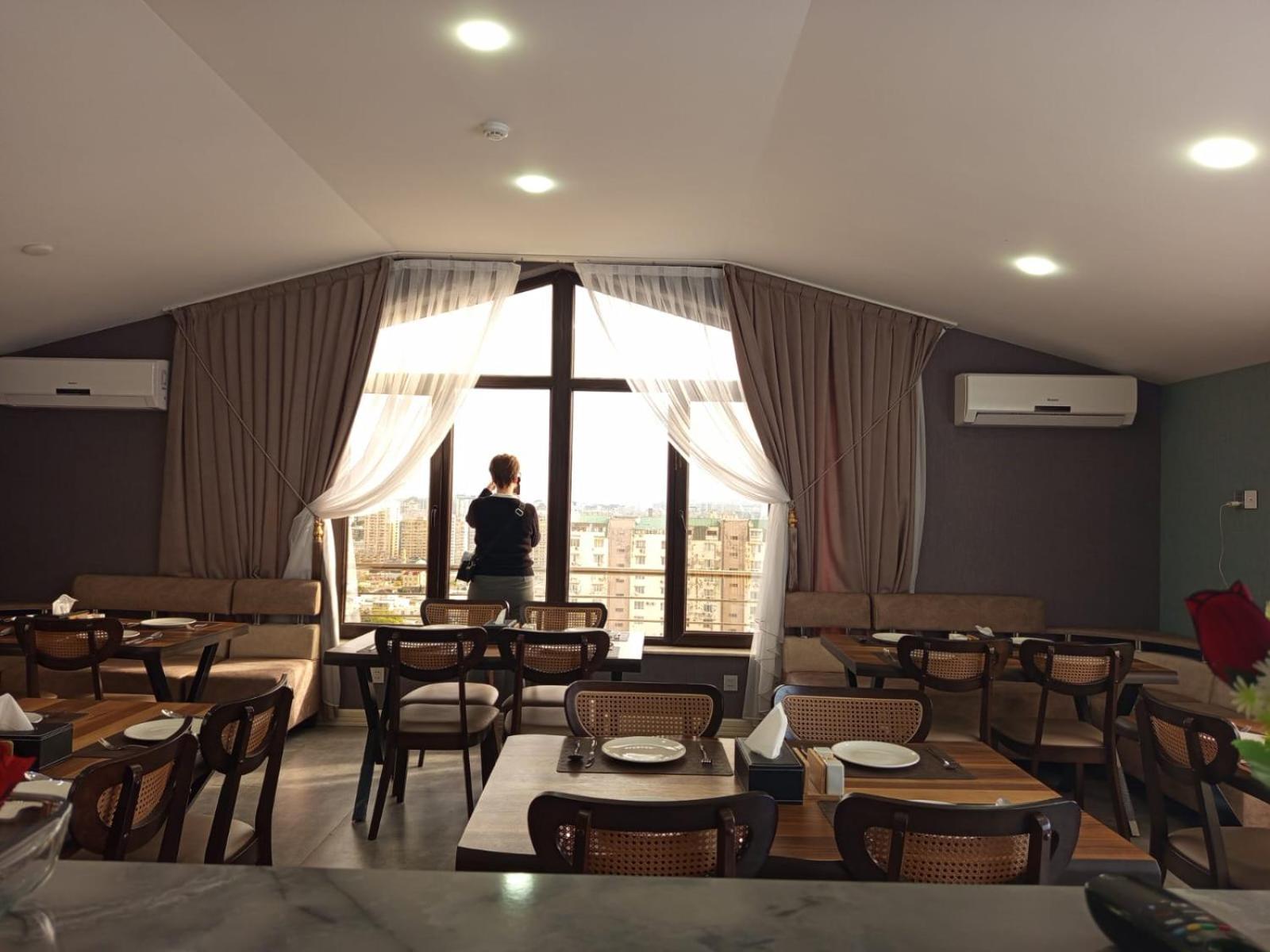 Royal Meridien Hotel Baku Luaran gambar